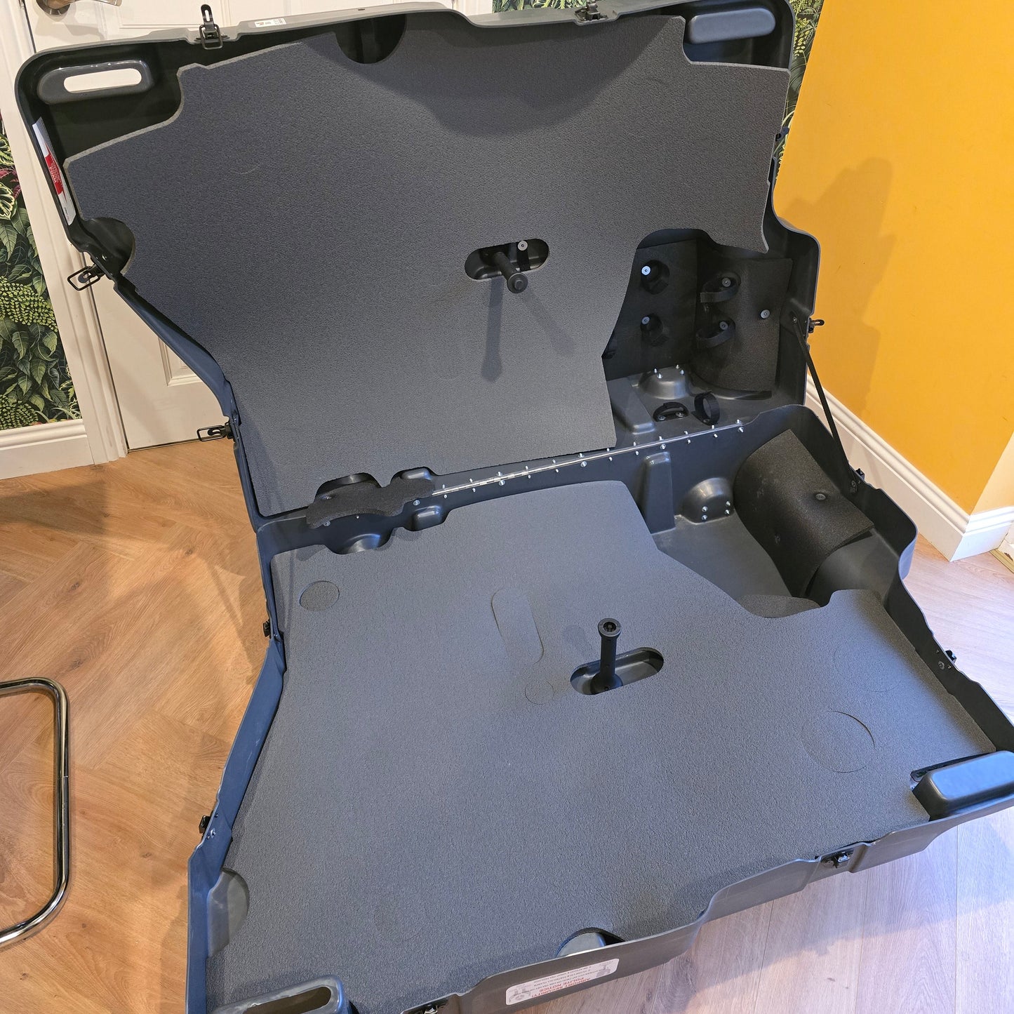 Bike Box Alan Triathlon Aero Easyfit - Craigavon hub